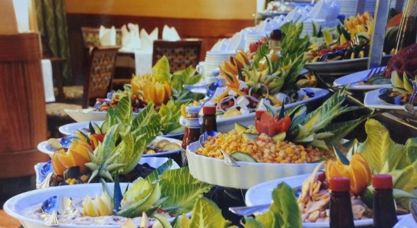 Leader Al Muna Kareem Hotel image 8