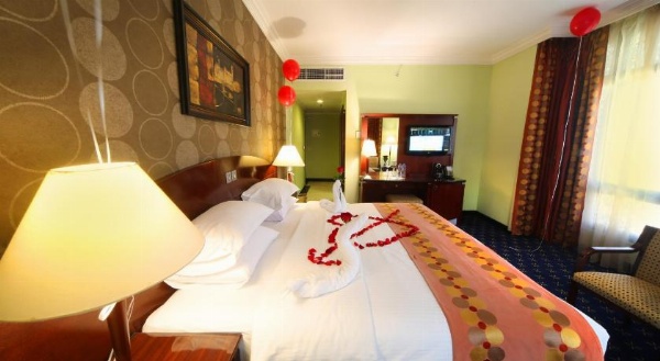 Leader Al Muna Kareem Hotel image 9